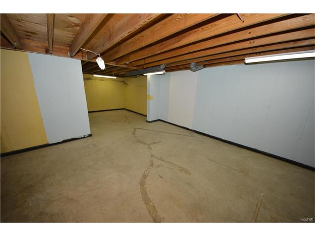 329 Hill Trl, Ballwin, MO 63011 photo 18