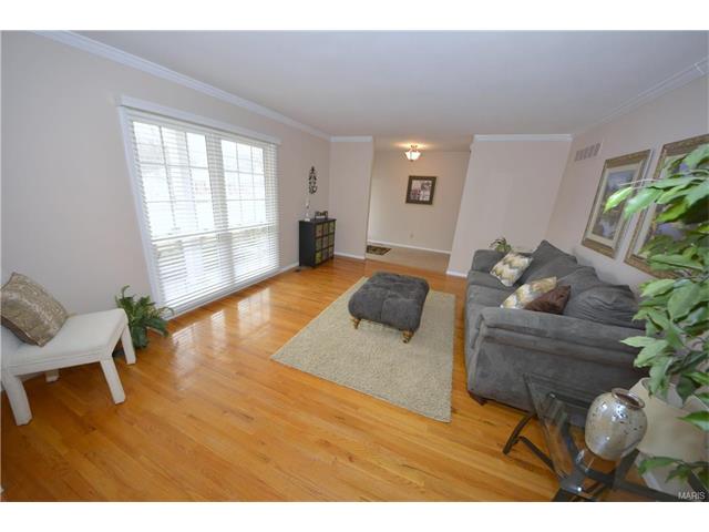 329 Hill Trl, Ballwin, MO 63011 photo 6