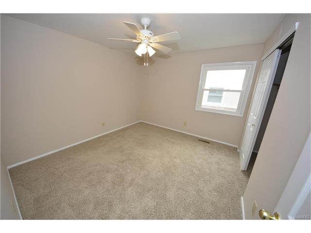 329 Hill Trl, Ballwin, MO 63011 photo 11