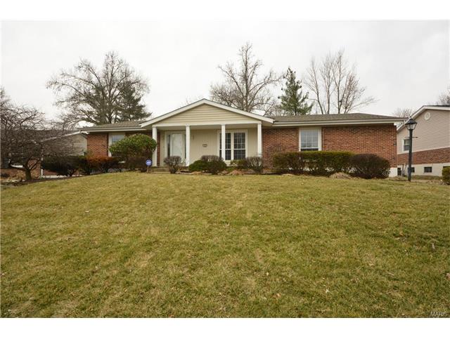 329 Hill Trl, Ballwin, MO 63011 photo 1
