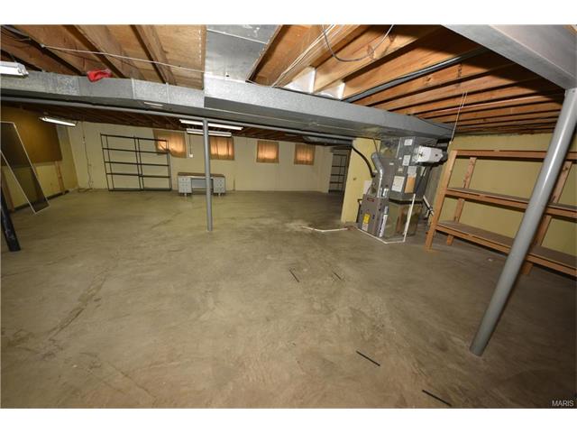 329 Hill Trl, Ballwin, MO 63011 photo 19