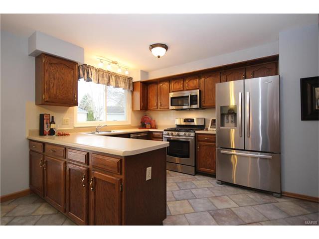 1456 Cedar Bluff Dr, Ballwin, MO 63021 photo 21