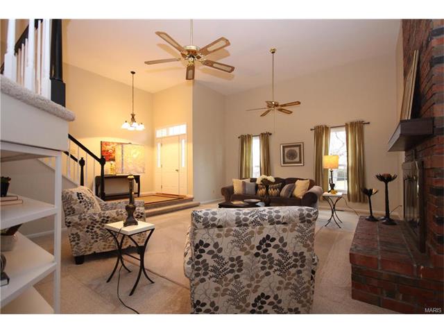 1456 Cedar Bluff Dr, Ballwin, MO 63021 photo 11
