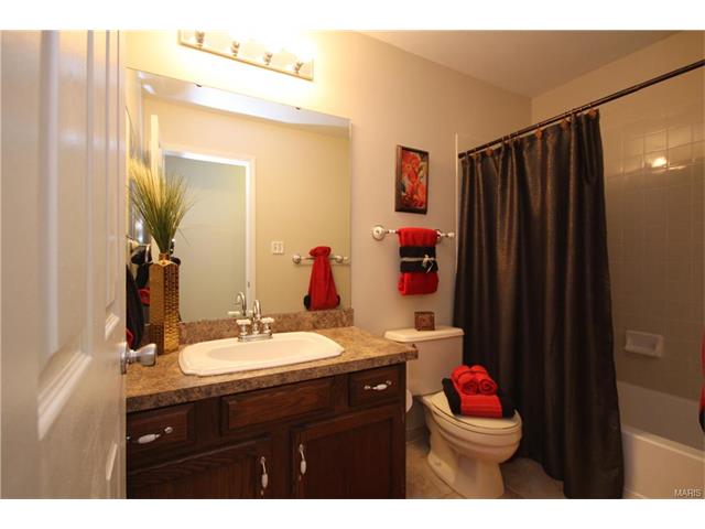 1456 Cedar Bluff Dr, Ballwin, MO 63021 photo 26