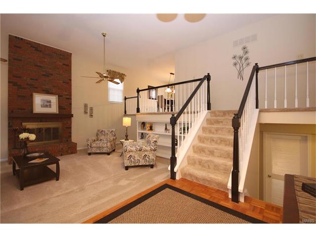 1456 Cedar Bluff Dr, Ballwin, MO 63021 photo 6