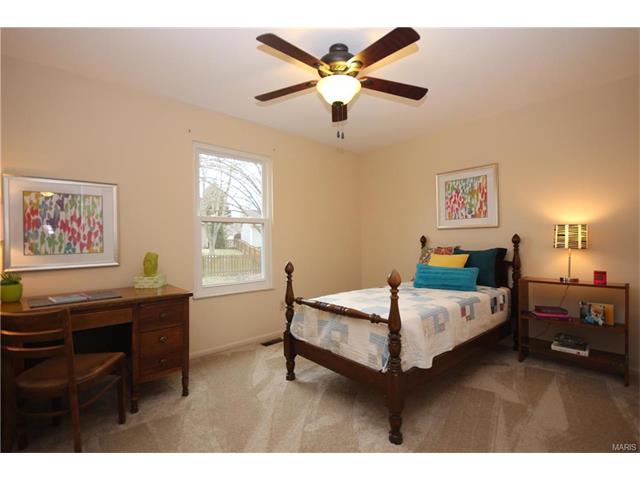 1456 Cedar Bluff Dr, Ballwin, MO 63021 photo 38