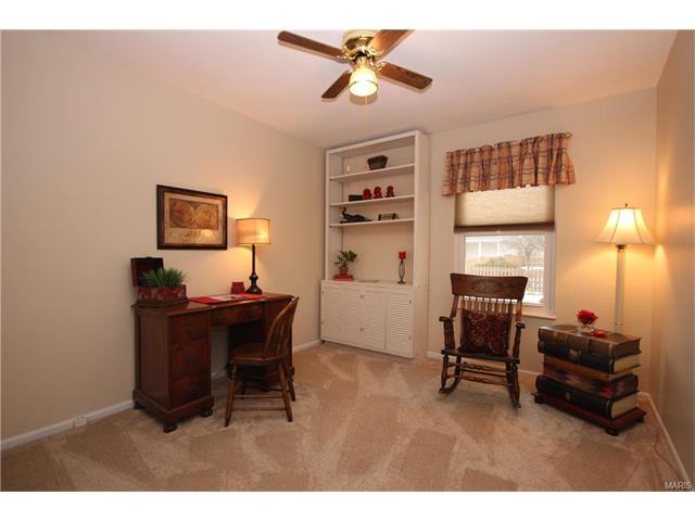 1456 Cedar Bluff Dr, Ballwin, MO 63021 photo 34