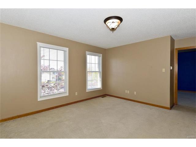 8 Dunhill Ct, O'fallon, MO 63366 photo 15