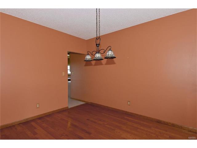 8 Dunhill Ct, O'fallon, MO 63366 photo 11