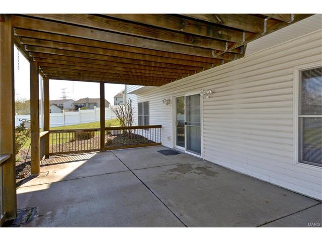 8 Dunhill Ct, O'fallon, MO 63366 photo 35