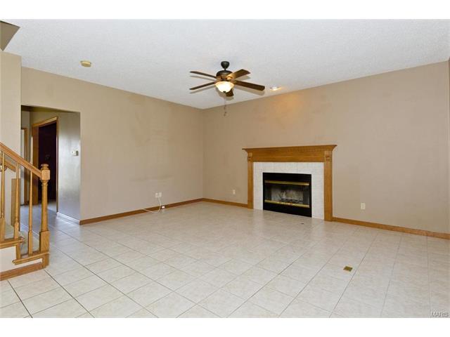 8 Dunhill Ct, O'fallon, MO 63366 photo 5