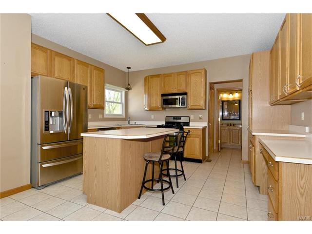 8 Dunhill Ct, O'fallon, MO 63366 photo 7