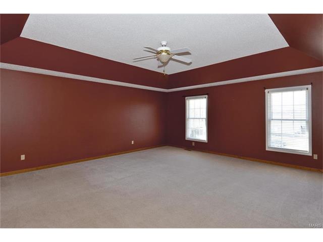 8 Dunhill Ct, O'fallon, MO 63366 photo 17