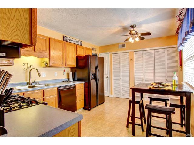 804 Eastbrook Ln, O'fallon, MO 63366 photo 14