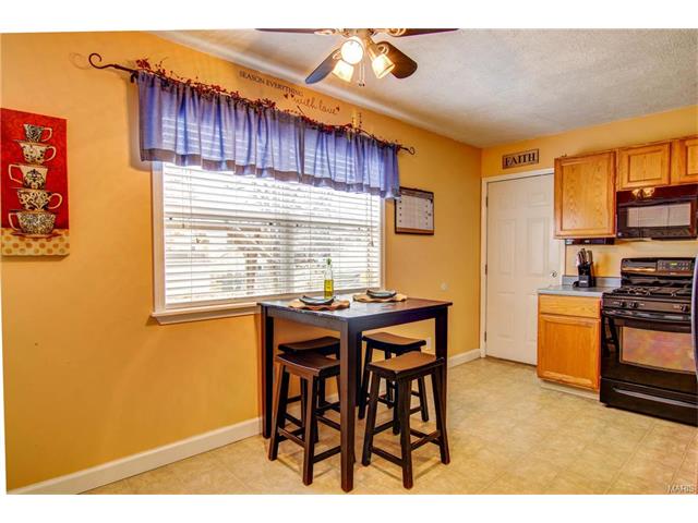 804 Eastbrook Ln, O'fallon, MO 63366 photo 13