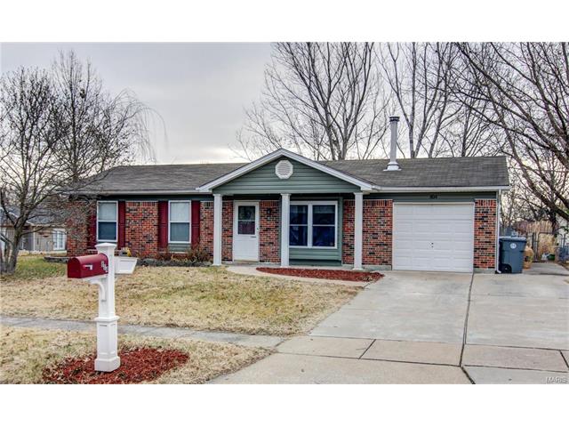 804 Eastbrook Ln, O'fallon, MO 63366 photo 2