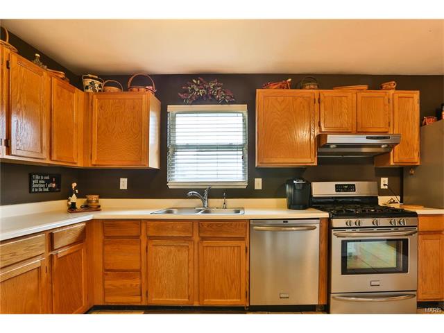 6420 High Meadow Dr, O'fallon, MO 63368 photo 8