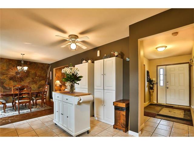 6420 High Meadow Dr, O'fallon, MO 63368 photo 9