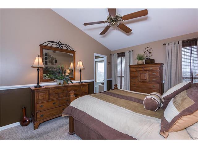 2520 Hickory Mnr, Ballwin, MO 63011 photo 13
