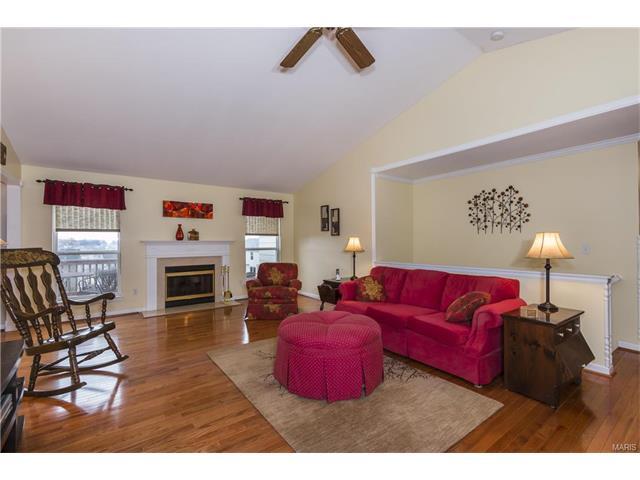 2520 Hickory Mnr, Ballwin, MO 63011 photo 5