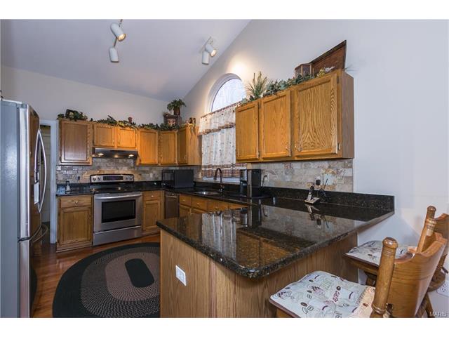 2520 Hickory Mnr, Ballwin, MO 63011 photo 10