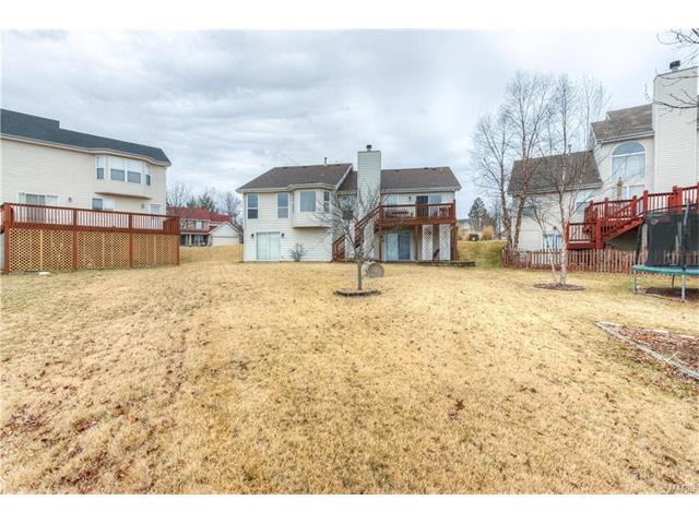 2520 Hickory Mnr, Ballwin, MO 63011 photo 25