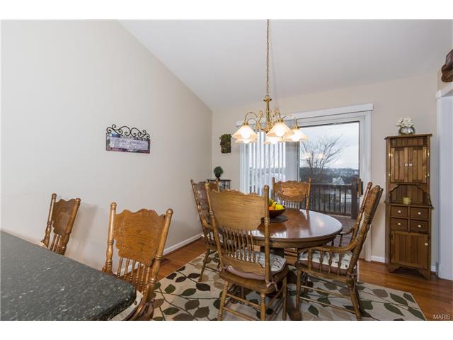 2520 Hickory Mnr, Ballwin, MO 63011 photo 9