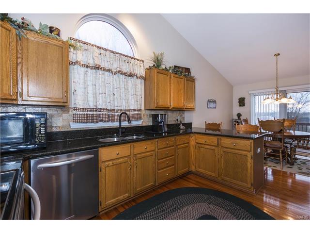 2520 Hickory Mnr, Ballwin, MO 63011 photo 11