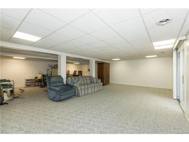 2520 Hickory Mnr, Ballwin, MO 63011 photo 21