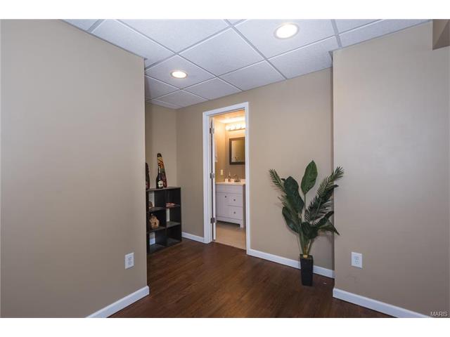 408 Bittersweet Dr, O'fallon, MO 63366 photo 32