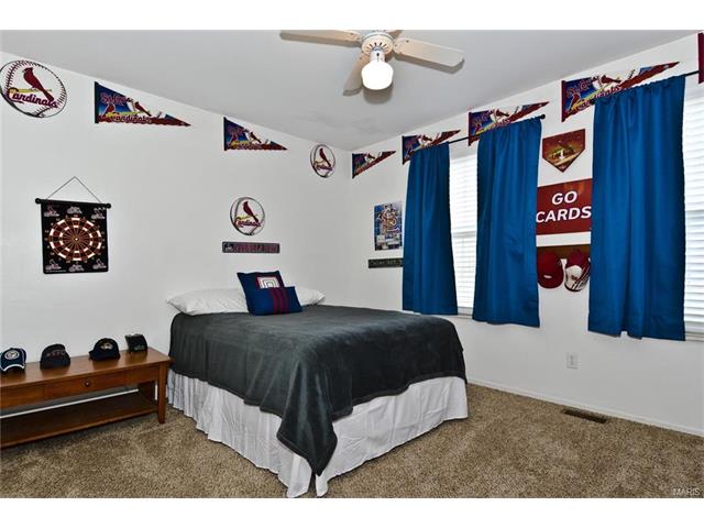 1012 Columbard Dr, Ballwin, MO 63021 photo 22