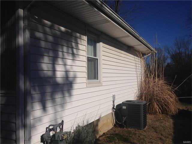 10 Hollywood Dr, O'fallon, MO 63366 photo 5