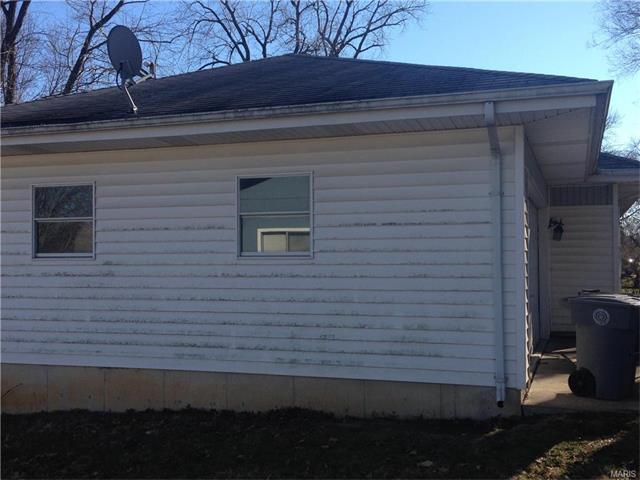 10 Hollywood Dr, O'fallon, MO 63366 photo 4