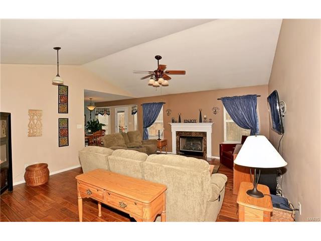 1001 Tilestone Dr, O'fallon, MO 63366 photo 5