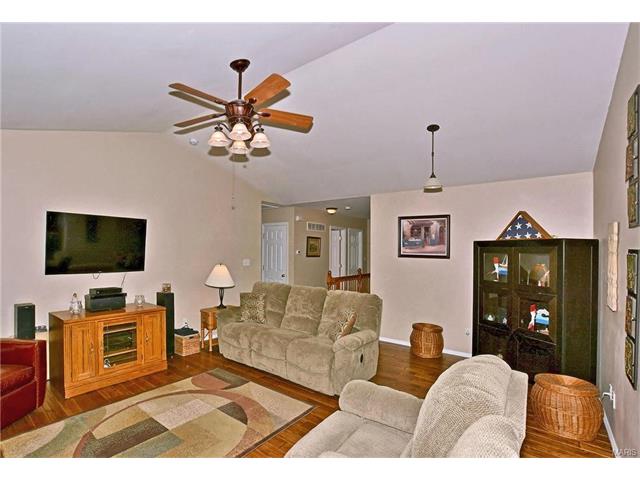 1001 Tilestone Dr, O'fallon, MO 63366 photo 4