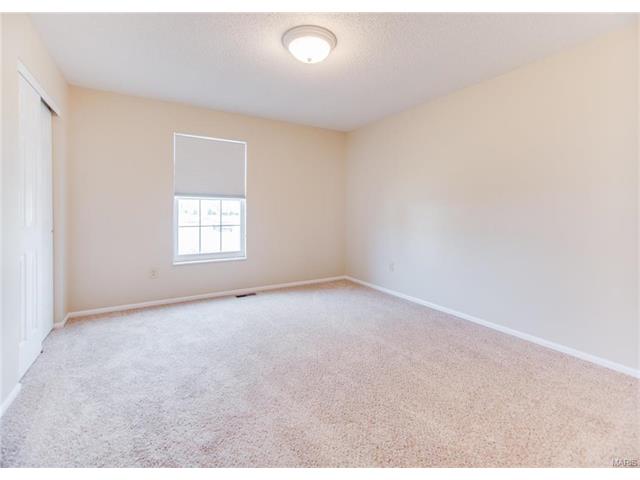 2833 Sparrow, O'fallon, MO 63368 photo 24