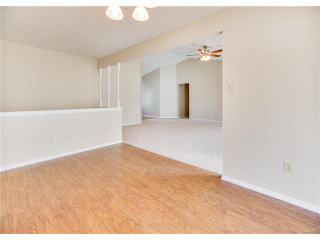 2833 Sparrow, O'fallon, MO 63368 photo 10