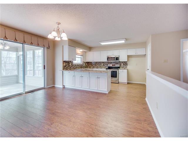 2833 Sparrow, O'fallon, MO 63368 photo 11