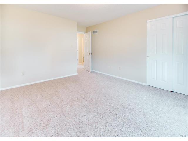 2833 Sparrow, O'fallon, MO 63368 photo 23