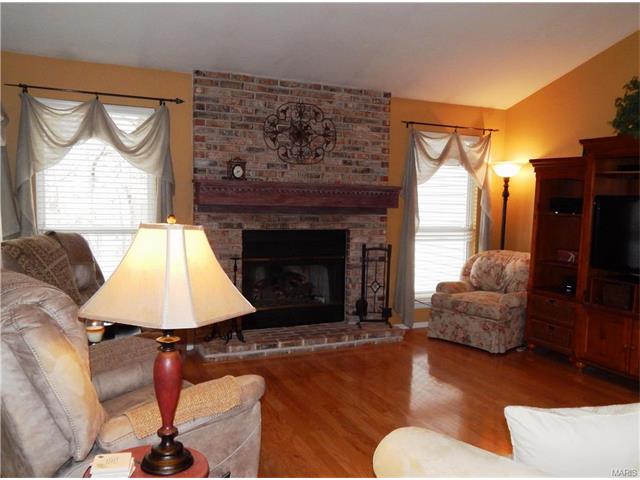 430 Alverston Ct, Ballwin, MO 63021 photo 11