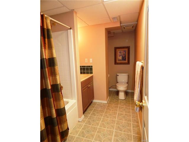 430 Alverston Ct, Ballwin, MO 63021 photo 28