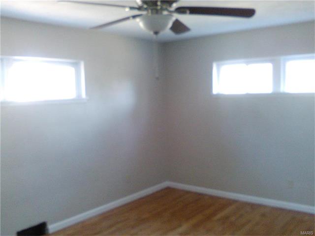 3375 Adie Rd, Saint Ann, MO 63074 photo 9