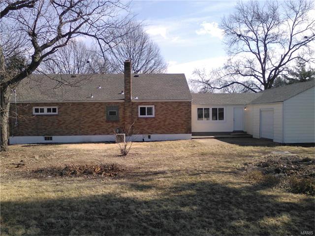 3375 Adie Rd, Saint Ann, MO 63074 photo 3