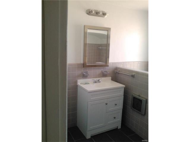 3375 Adie Rd, Saint Ann, MO 63074 photo 14