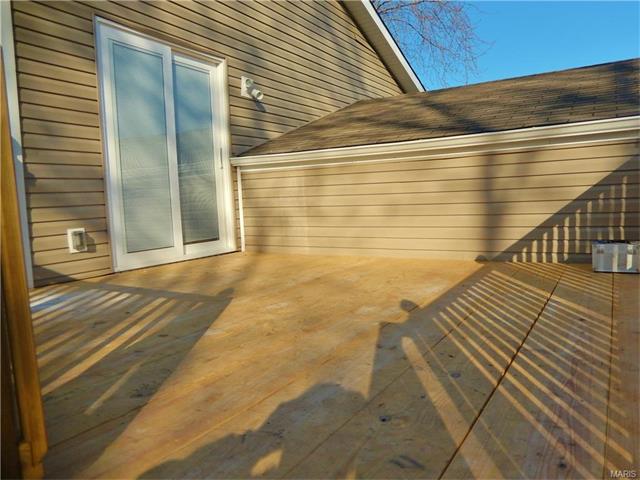 711 Aster Ln, O'fallon, MO 63366 photo 2