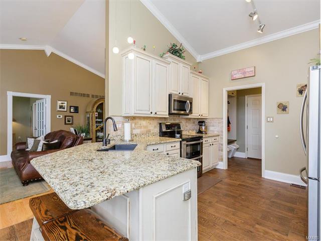 631 W Falls Ct, O'fallon, MO 63368 photo 13