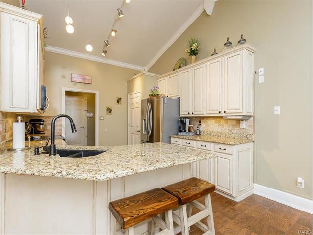 631 W Falls Ct, O'fallon, MO 63368 photo 12