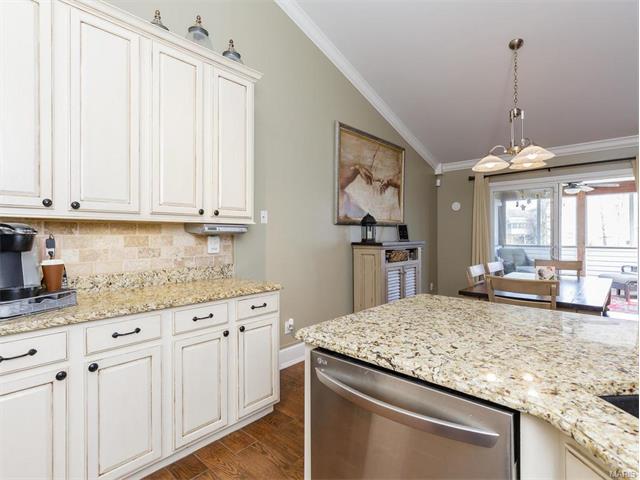 631 W Falls Ct, O'fallon, MO 63368 photo 17