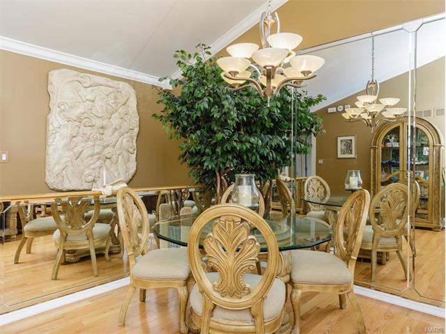 631 W Falls Ct, O'fallon, MO 63368 photo 2