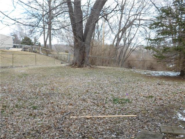 426 Bush, Ballwin, MO 63021 photo 3